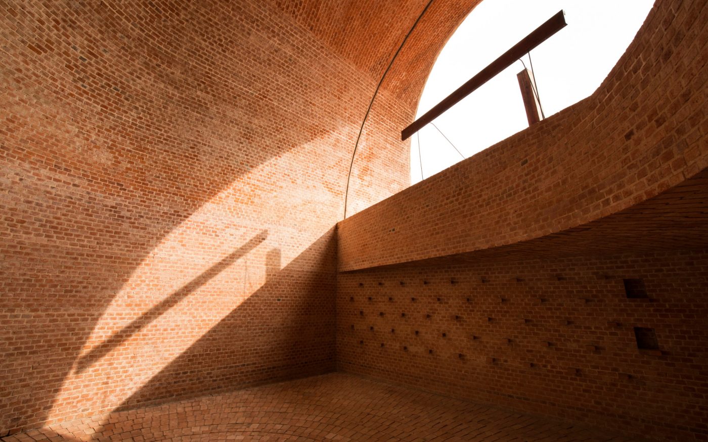 San Bernardo Chapel with clay blocks; Brick Award 2018 Special Prize Winner Category "Sharing Public Spaces"; Nicolás Campodonico Estudio; Photo: Nicolás Esteban Campodonico