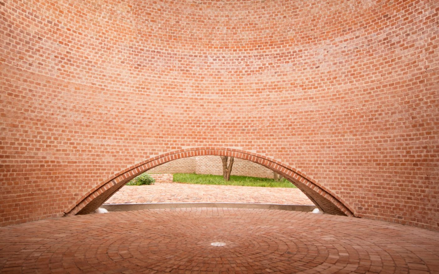 San Bernardo Chapel with clay blocks; Brick Award 2018 Special Prize Winner Category "Sharing Public Spaces"; Nicolás Campodonico Estudio; Photo: Nicolás Esteban Campodonico