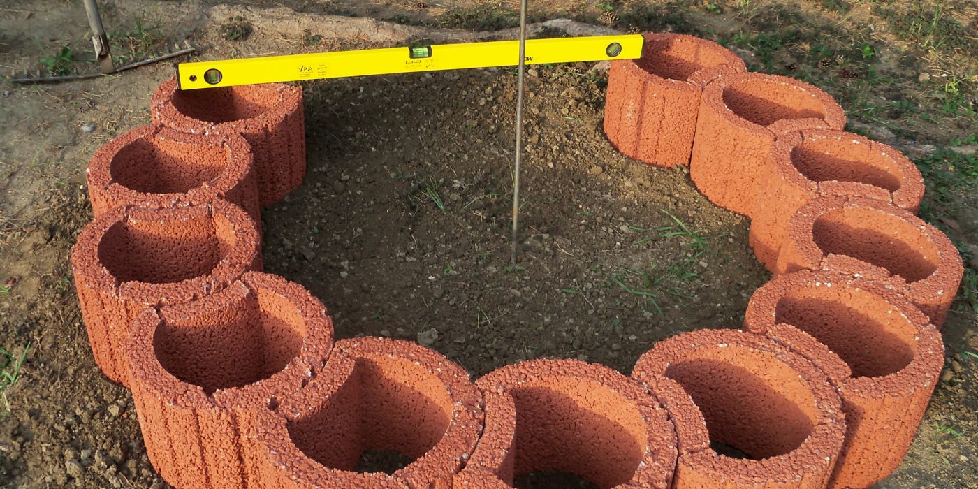 Semmelrock Výstavba jahodovej pyramídy