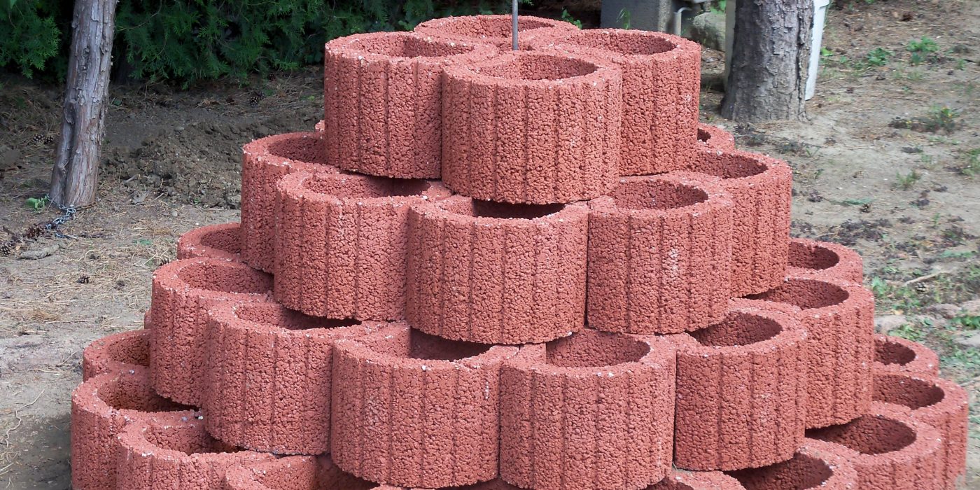 Semmelrock Výstavba jahodovej pyramídy