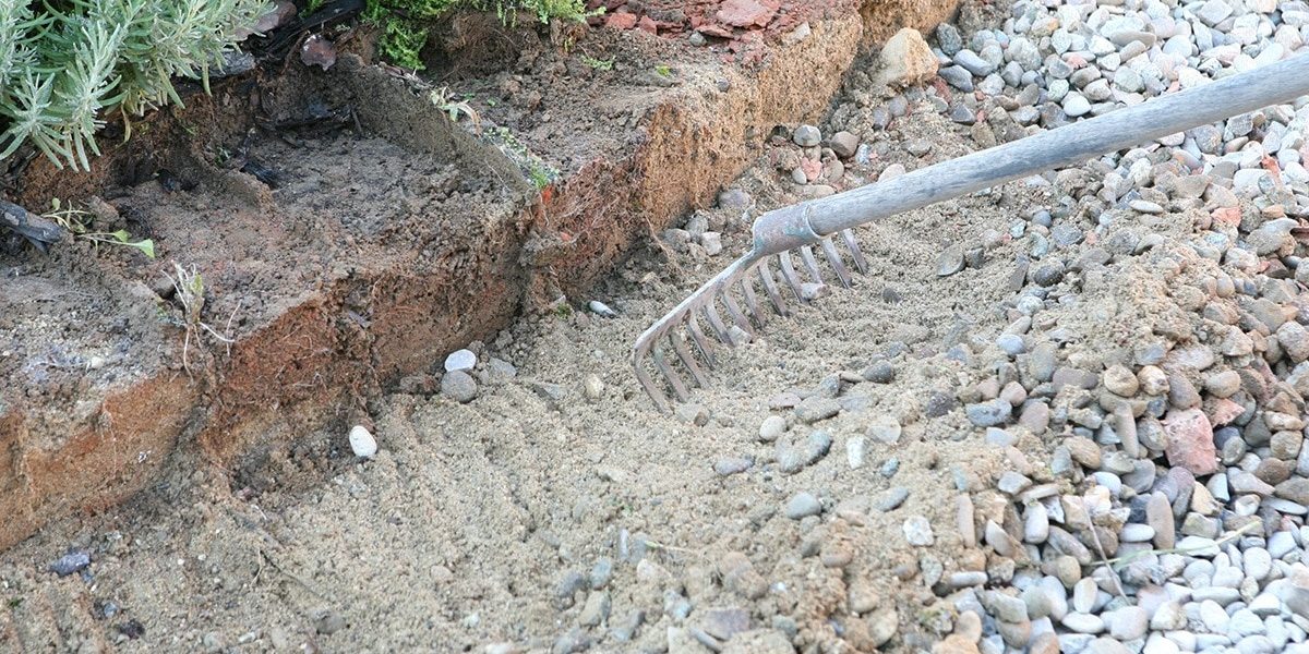 Semmelrock Výstavba oporného múrika Bradstone Mountain Block