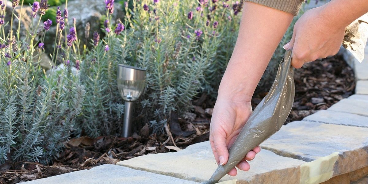 Semmelrock Výstavba oporného múrika Bradstone Mountain Block