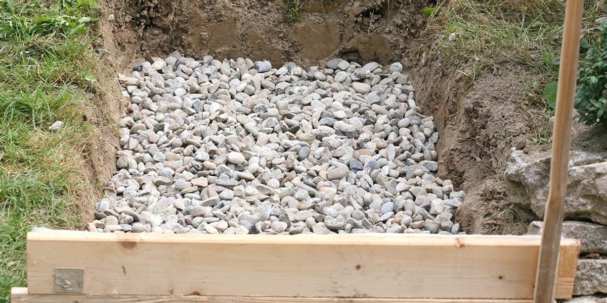 Semmelrock Výstavba záhradných kvetináčov