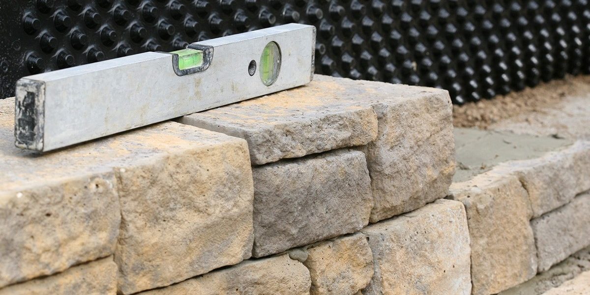 Semmelrock Výstavba záhradných schodov