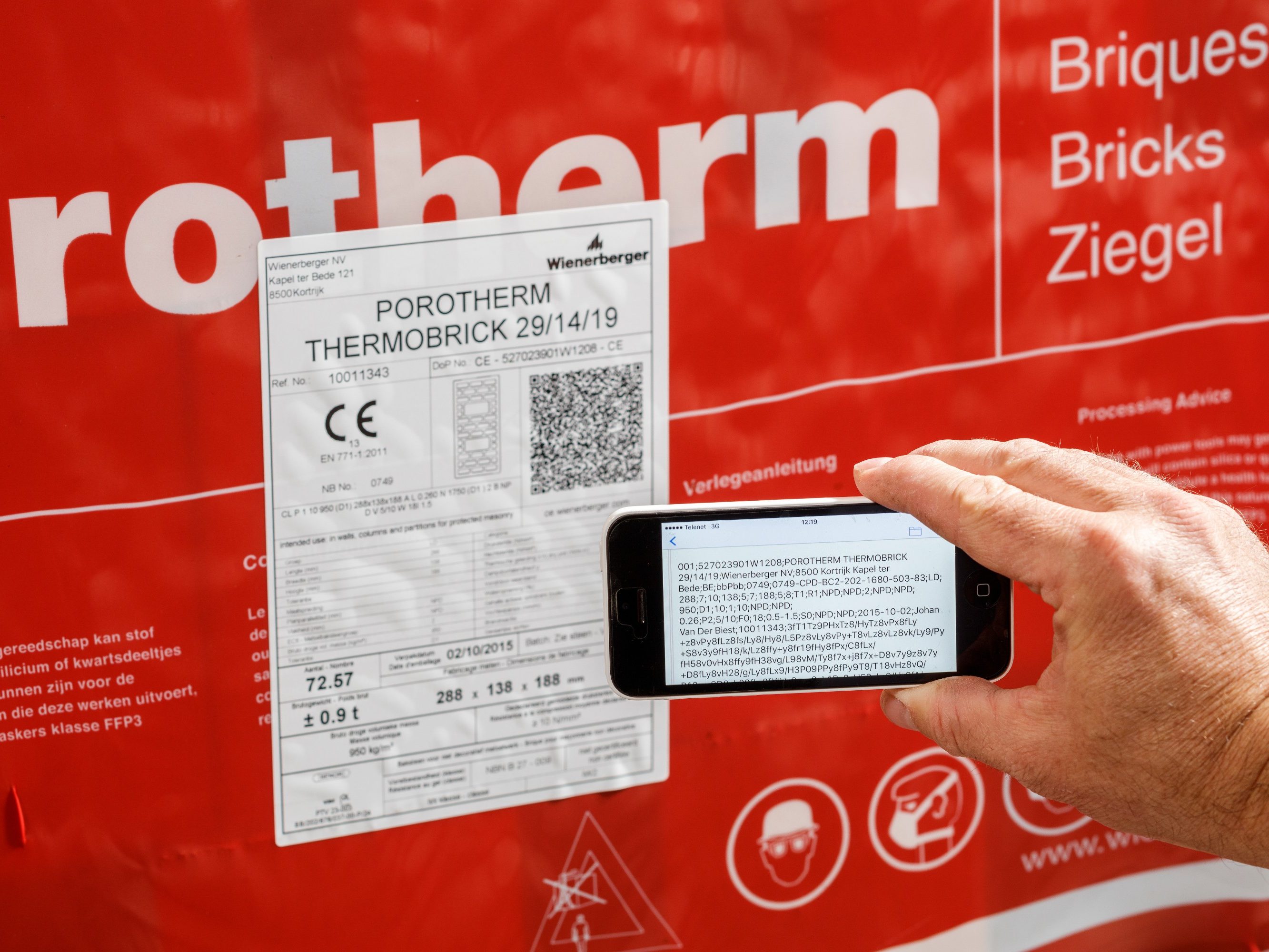 Scanning a QR code while using the app for CE documents