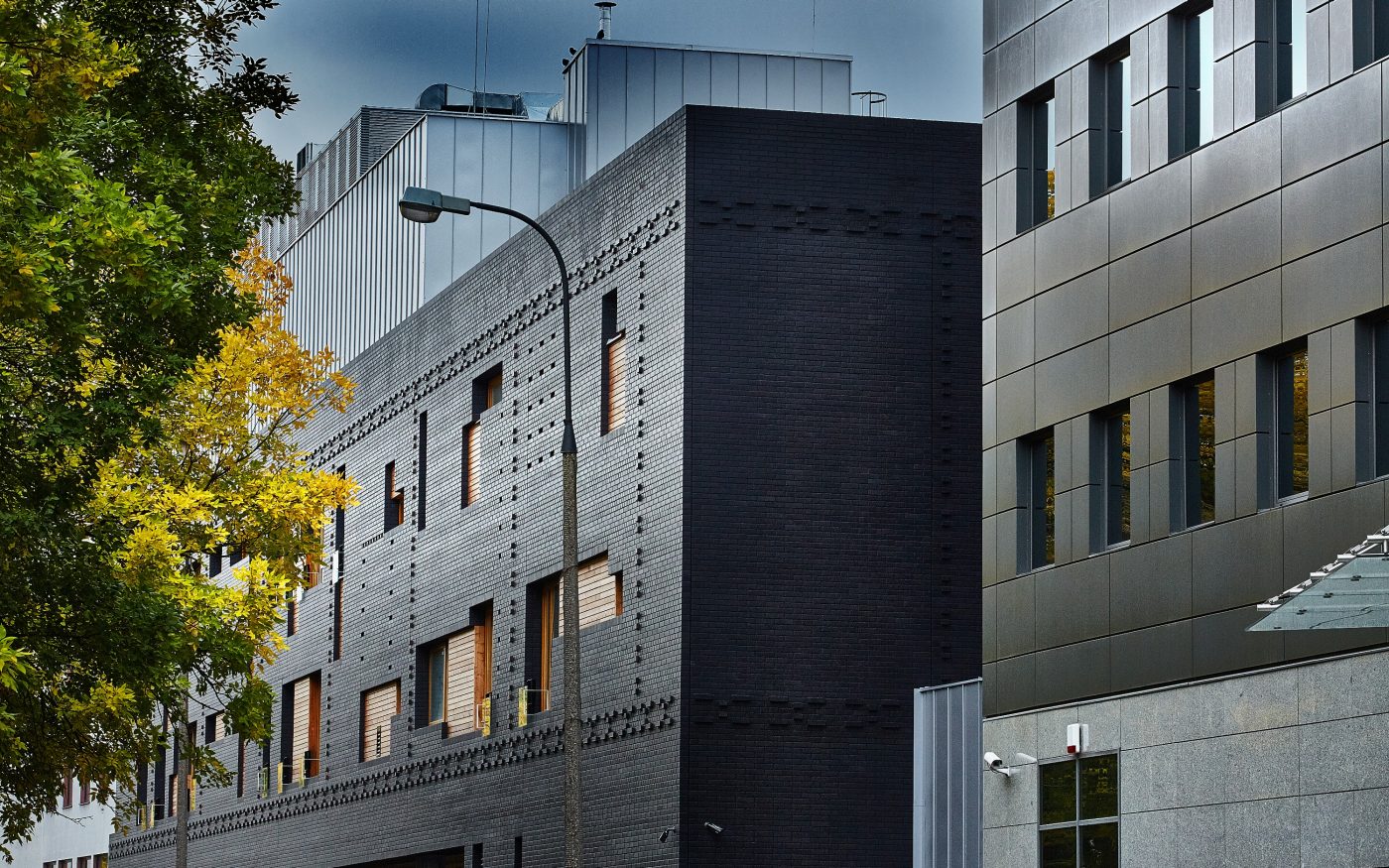 KADR Community Centre KADR in Warsaw made with Martix Terca facing brick