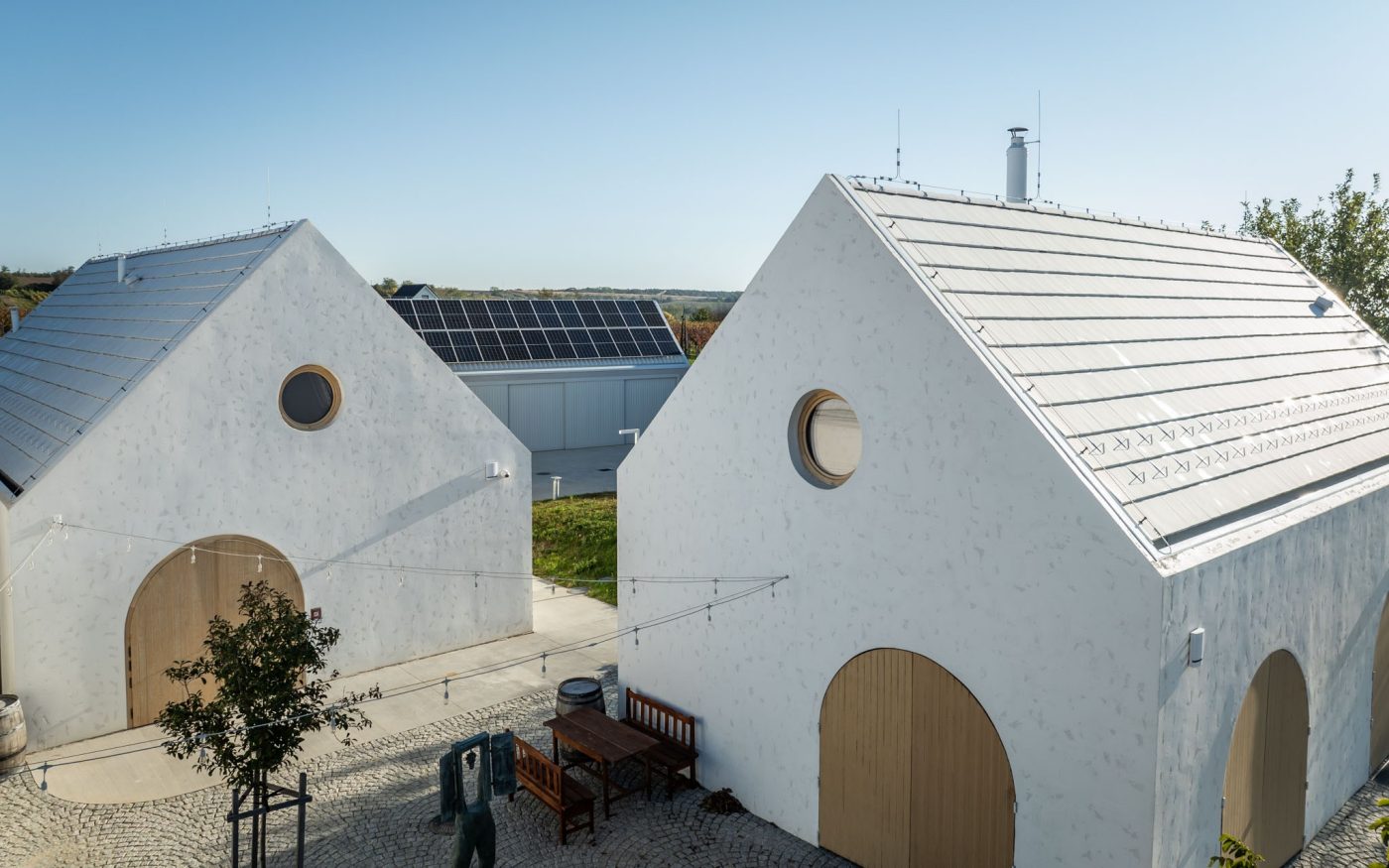 Referencia vinárstvo Strekov Planoton 9 Engoba biela 0