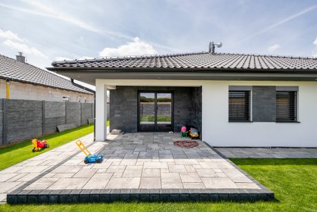 Fotografia referencie jednodomu v obci Podluzany 10