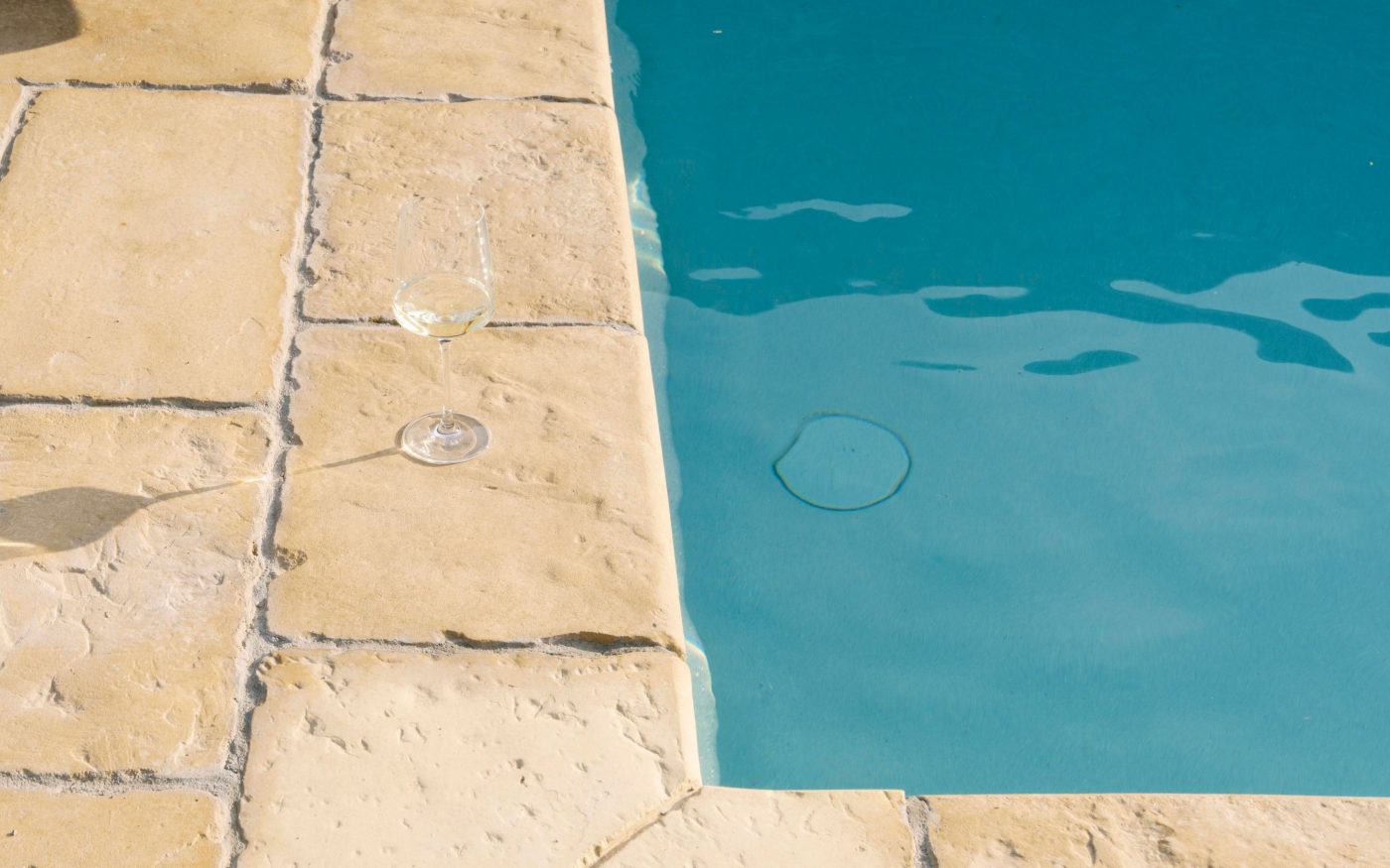 Referenčná fotografia produktu Bradstone Old Town bazénový lem pieskovcová