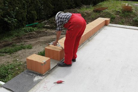 poroton, mortar, cord, set pliers, construction worker