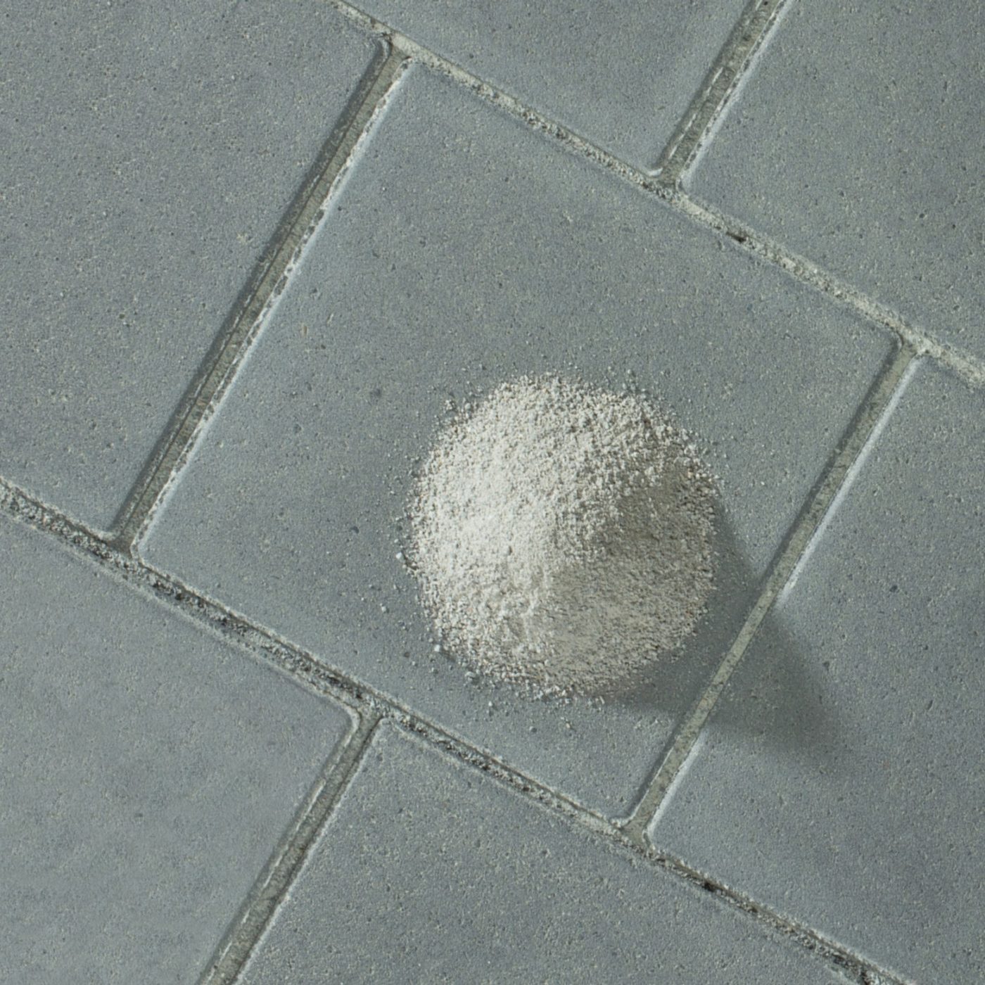 Kompozičná fotografia produktu Piesok na škárovanie svetlosivá